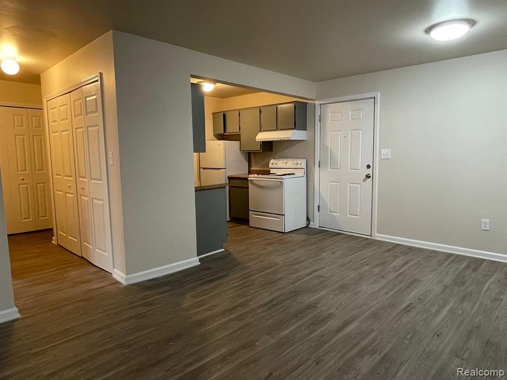 19250 Wick Road, Unit 217 Allen Park, MI 48101 - Photo 2 of 16 GetMedia-3