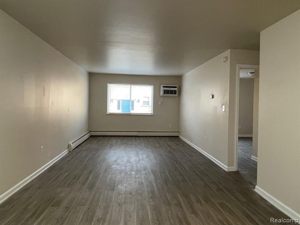19250 Wick Road, Unit 217 Allen Park, MI 48101 - Photo 5 of 16 GetMedia-2