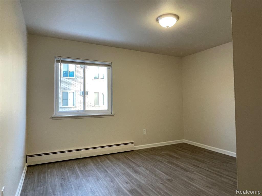 19250 Wick Road, Unit 217 Allen Park, MI 48101 - Photo 9 of 16 GetMedia-5