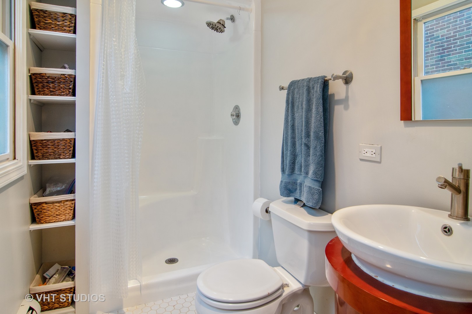 178 Akenside Road Riverside, IL 60546 - Photo 15 of 19