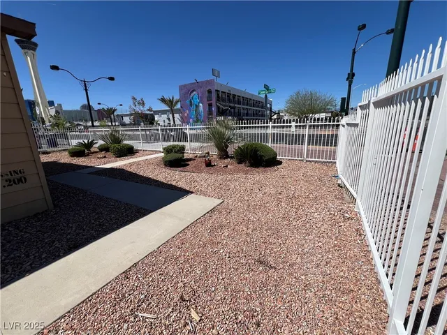 $837 | 1401 South Casino Center Boulevard, Unit A, Las Vegas, NV 89104