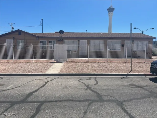$837 | 1401 South Casino Center Boulevard, Unit A, Las Vegas, NV 89104