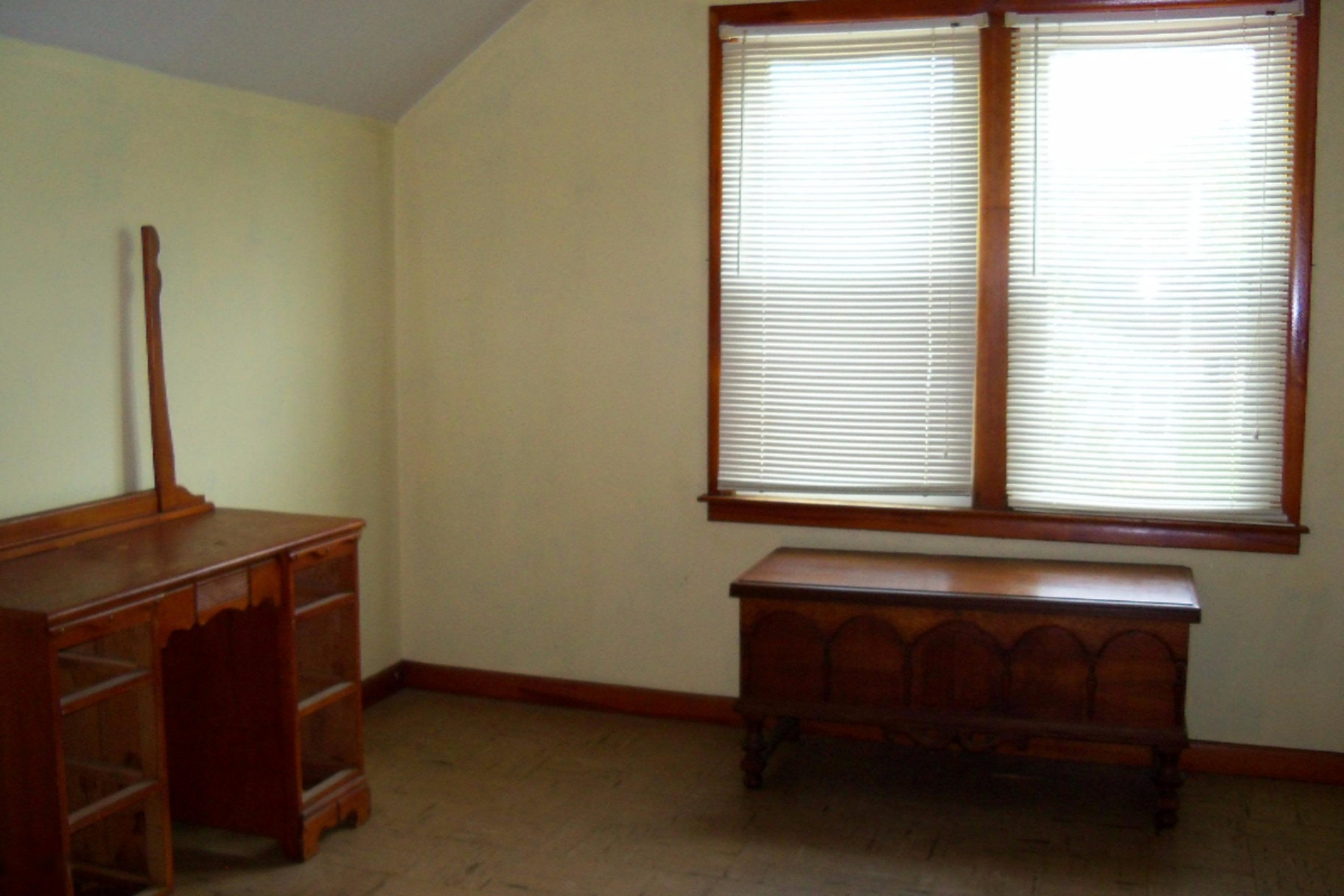 2980 Coolidge Road Muskegon, MI 49441 - Photo 20 of 24 2890 Coolidge 022