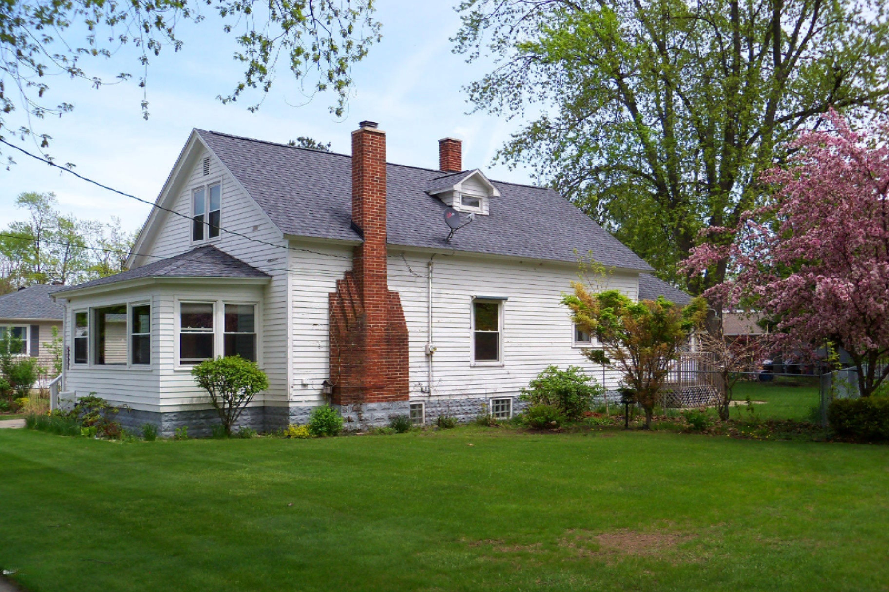 2980 Coolidge Road Muskegon, MI 49441 - Photo 2 of 24 2890 Coolidge 002