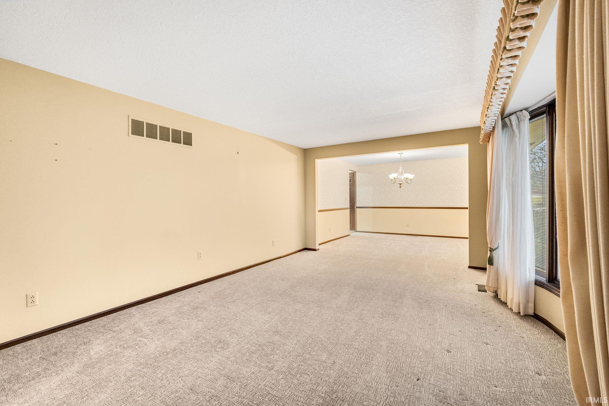 4010 North Washington Road Fort Wayne, IN 46804 - Photo 4 of 36