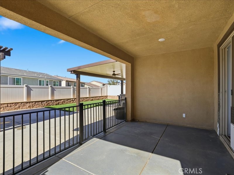 1569 Taurus Lane Beaumont, CA 92223 - Photo 25 of 33 a view of a balcony