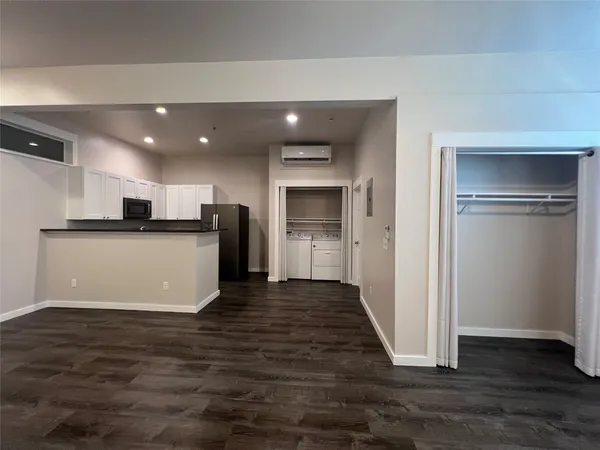 $1,100 | 809 Vance Street, Unit 108, Taylor, TX 76574
