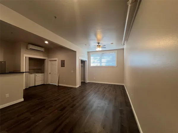 $1,100 | 809 Vance Street, Unit 108, Taylor, TX 76574