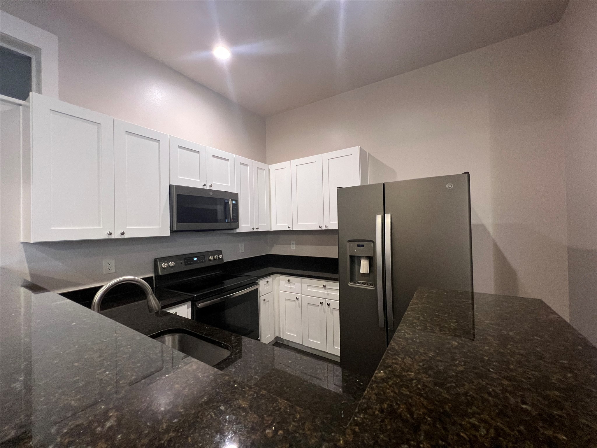 809 Vance Street, Unit 108 Taylor, TX 76574 - Photo 3 of 7