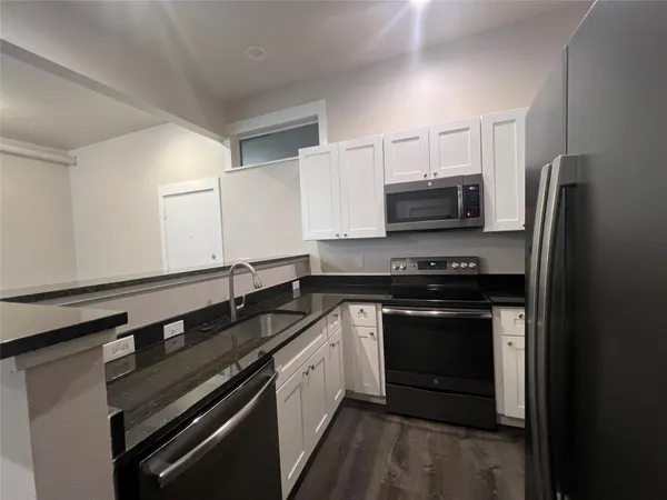 $1,100 | 809 Vance Street, Unit 108, Taylor, TX 76574