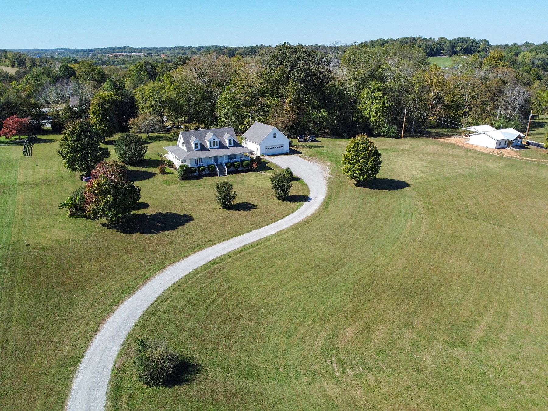 1165 Rock Church Road Dickson, TN 37055 - Photo 4 of 48 Gallery Image 4