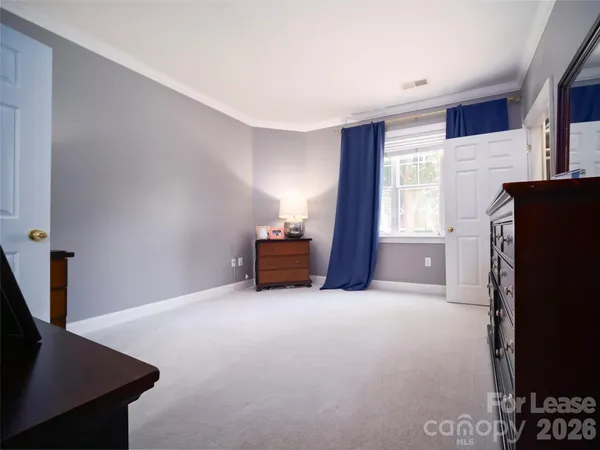 $2,395 | 5609 Fairview Road, Charlotte, NC 28209