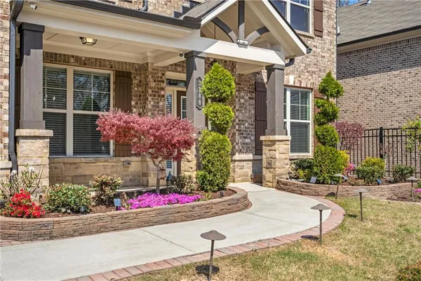 $699,900 | 3188 Ivy Crossing Drive, Buford, GA 30519