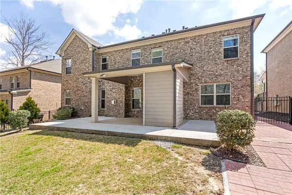 $699,900 | 3188 Ivy Crossing Drive, Buford, GA 30519