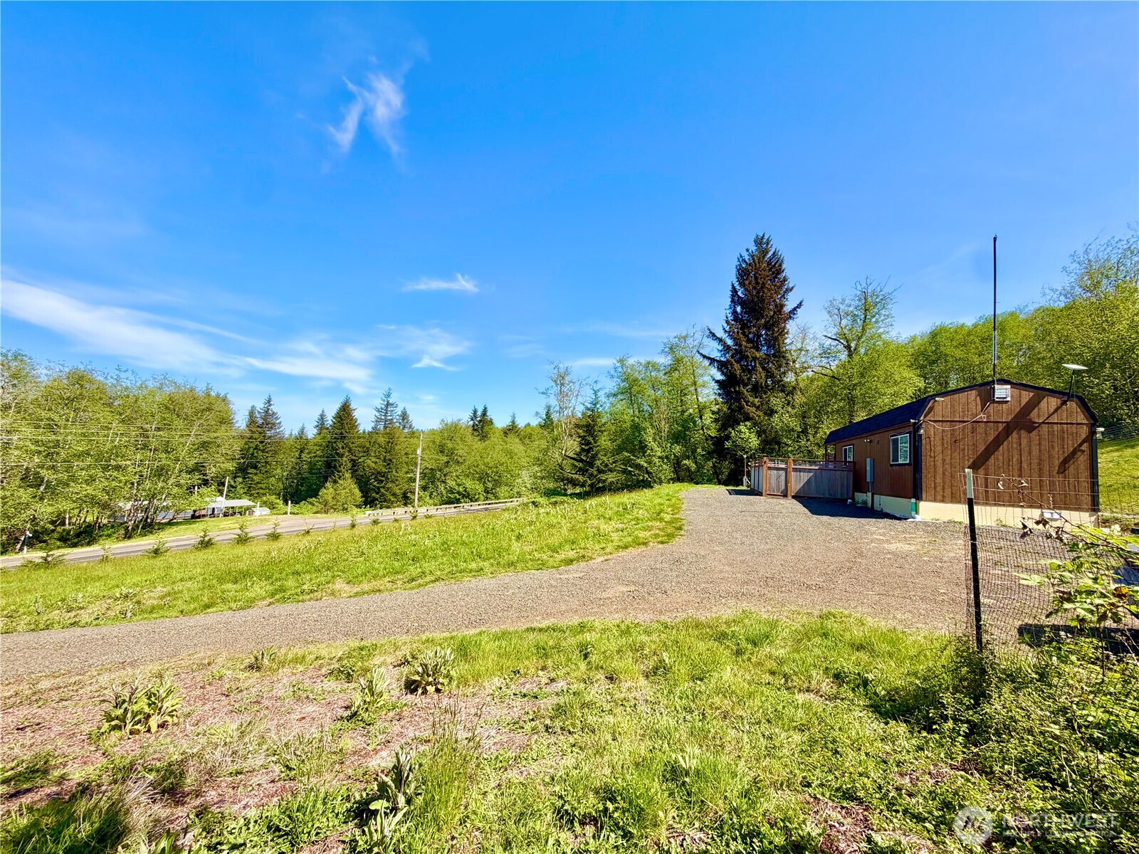 290 State Route 6 Raymond, WA 98577 - Photo 4 of 20