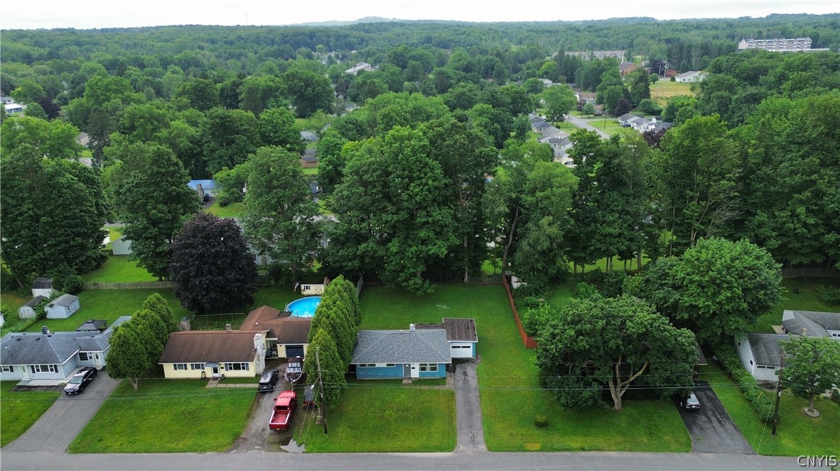 27 Pinecrest Road New Hartford, NY 13413 - Photo 29 of 32 Gallery Image 29