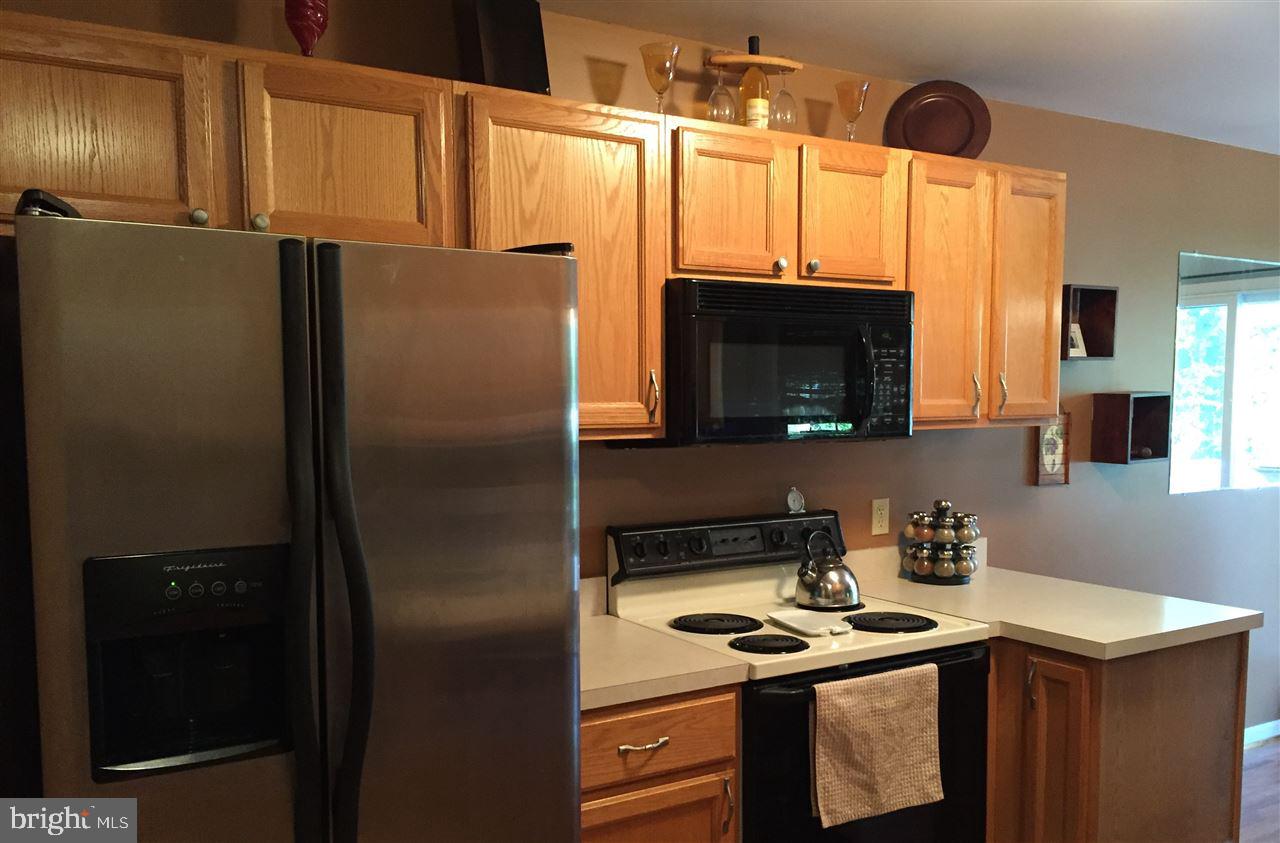 1922 Deer Path Road Harrisburg, PA 17110 - Photo 2 of 18 Gallery Image 2
