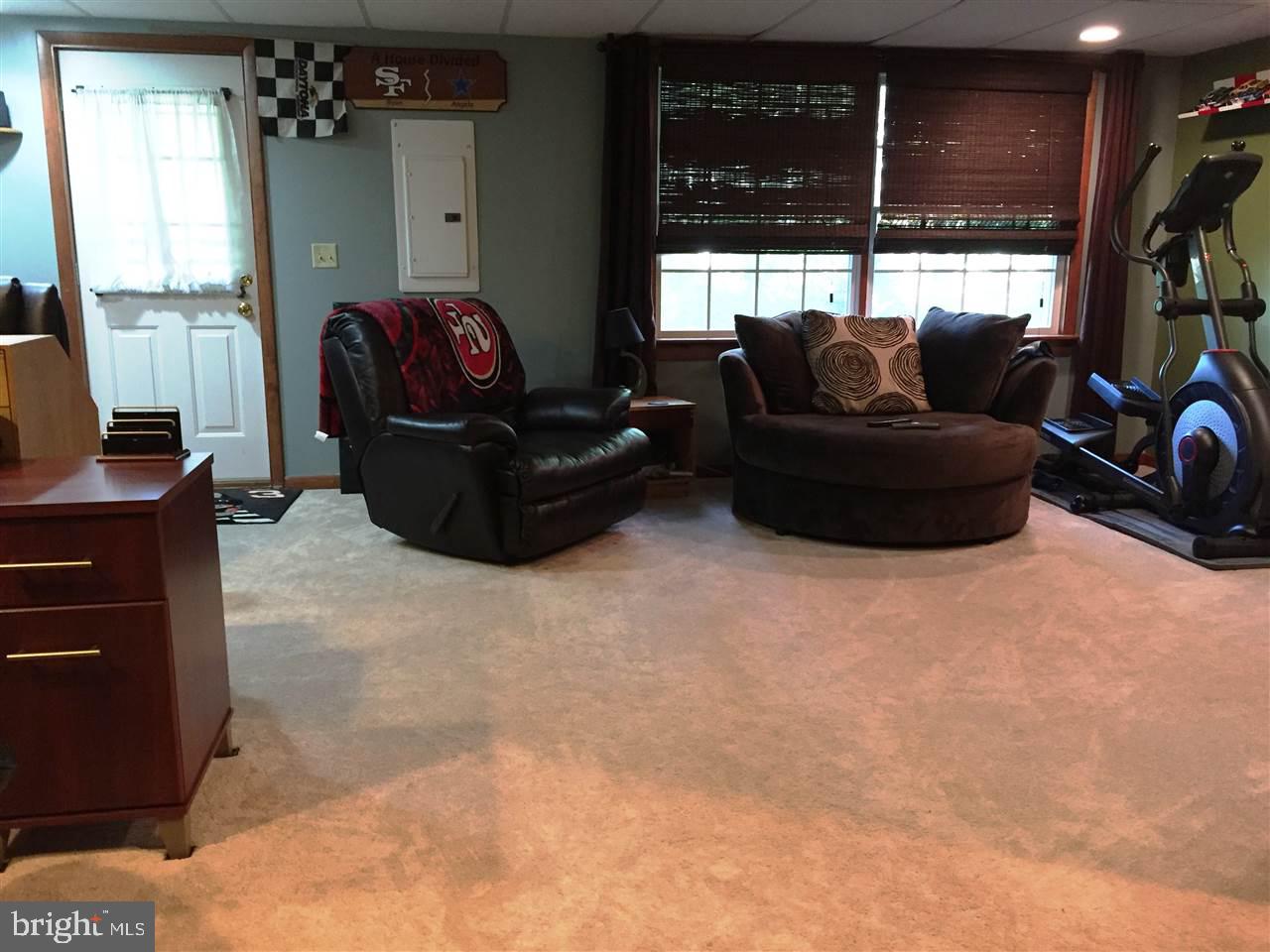 1922 Deer Path Road Harrisburg, PA 17110 - Photo 15 of 18 Gallery Image 15