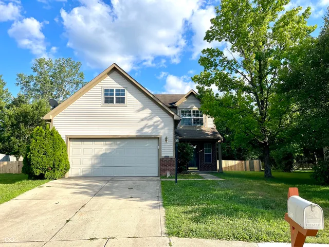 $349,500 | 6389 Hillview Circle, Fishers, IN 46038