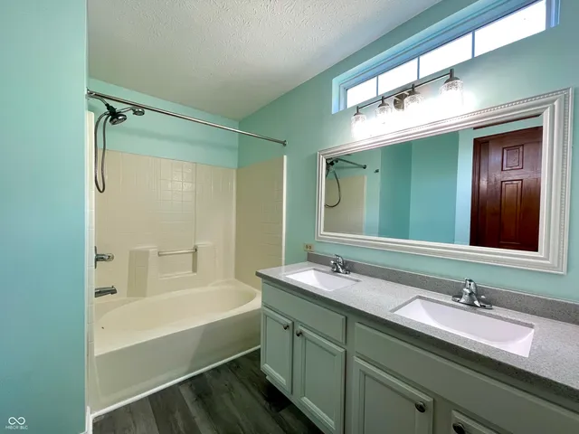 $349,500 | 6389 Hillview Circle, Fishers, IN 46038