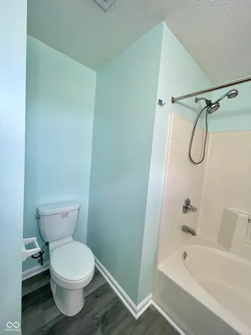 $349,500 | 6389 Hillview Circle, Fishers, IN 46038