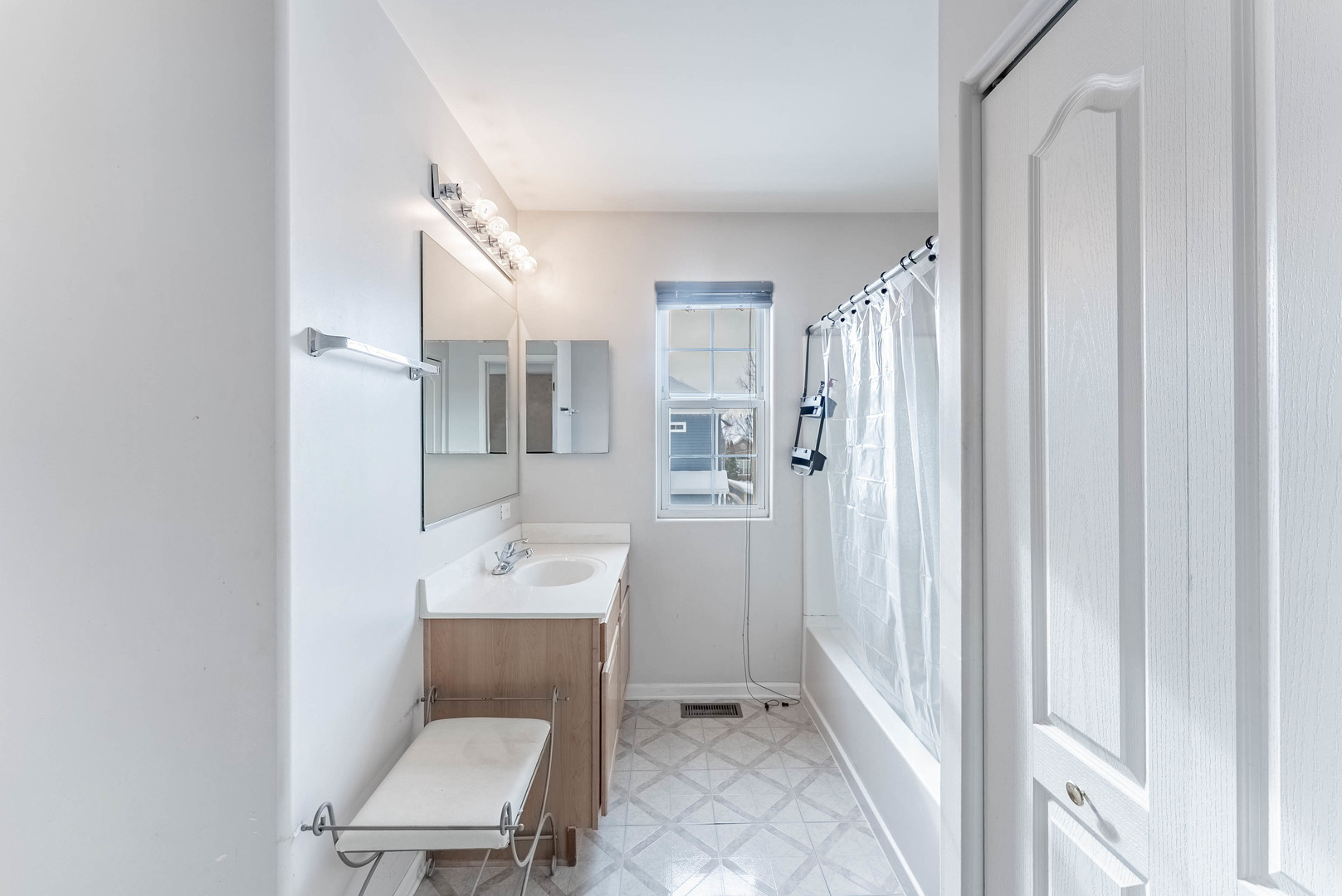 271 Stonegate Road Bolingbrook, IL 60440 - Photo 27 of 31