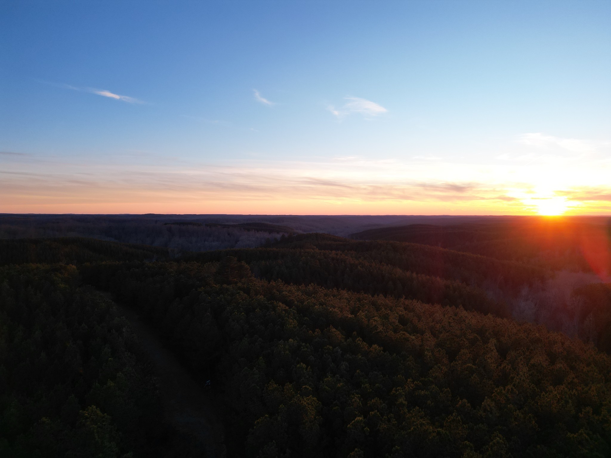 3900 Roan Creek Road Lobelville, TN 37097 - Photo 11 of 38 a view of an ocean and mountain