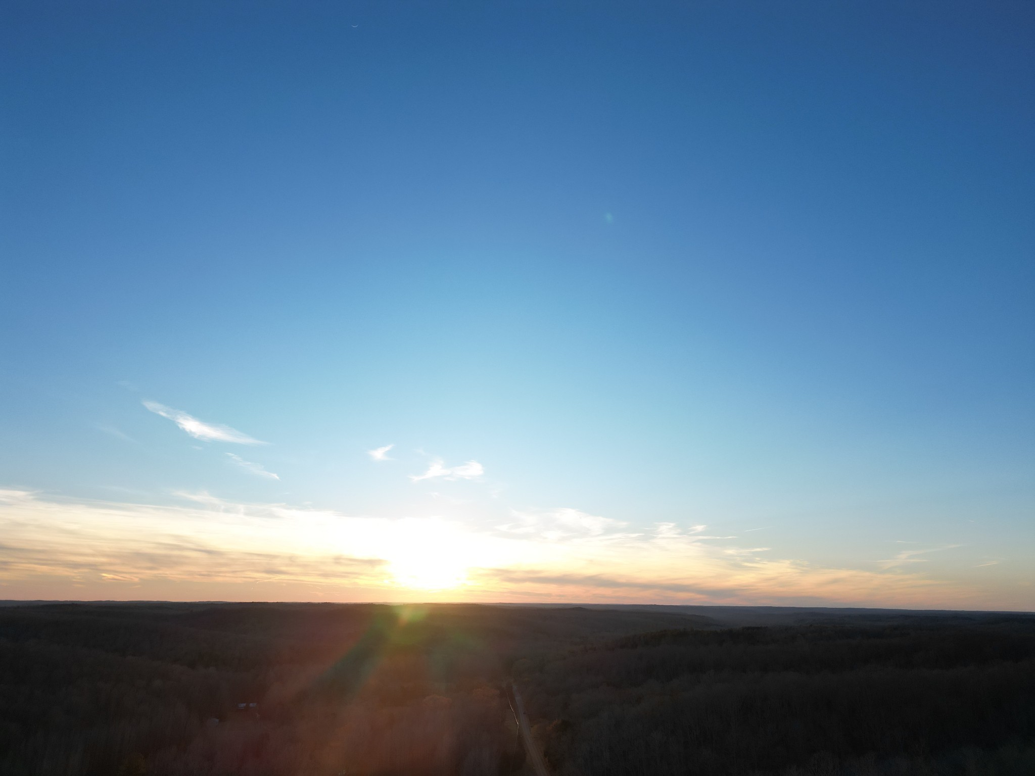 3900 Roan Creek Road Lobelville, TN 37097 - Photo 16 of 38 a view of an ocean and a beach