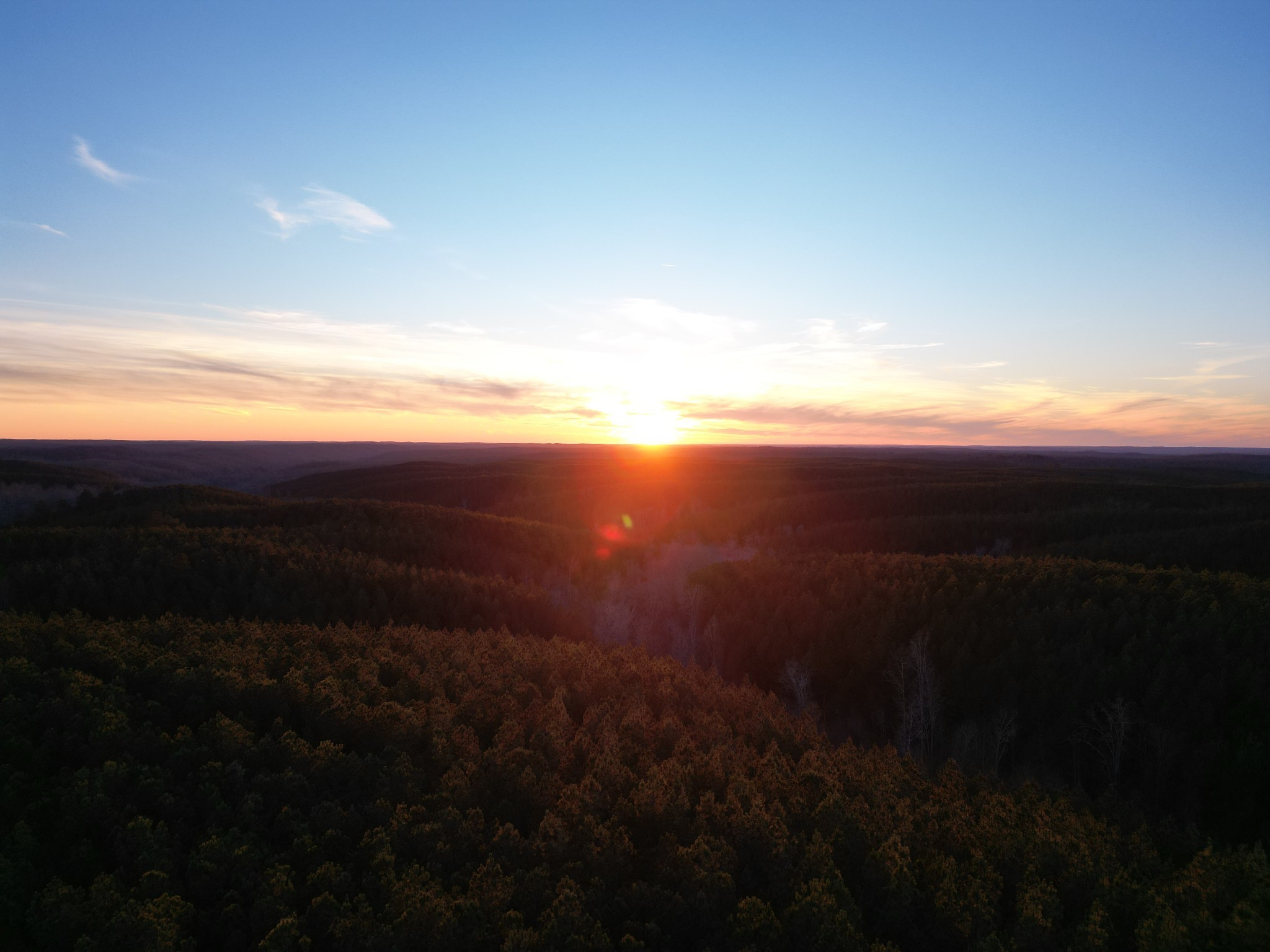 3900 Roan Creek Road Lobelville, TN 37097 - Photo 19 of 38 a view of city and mountain