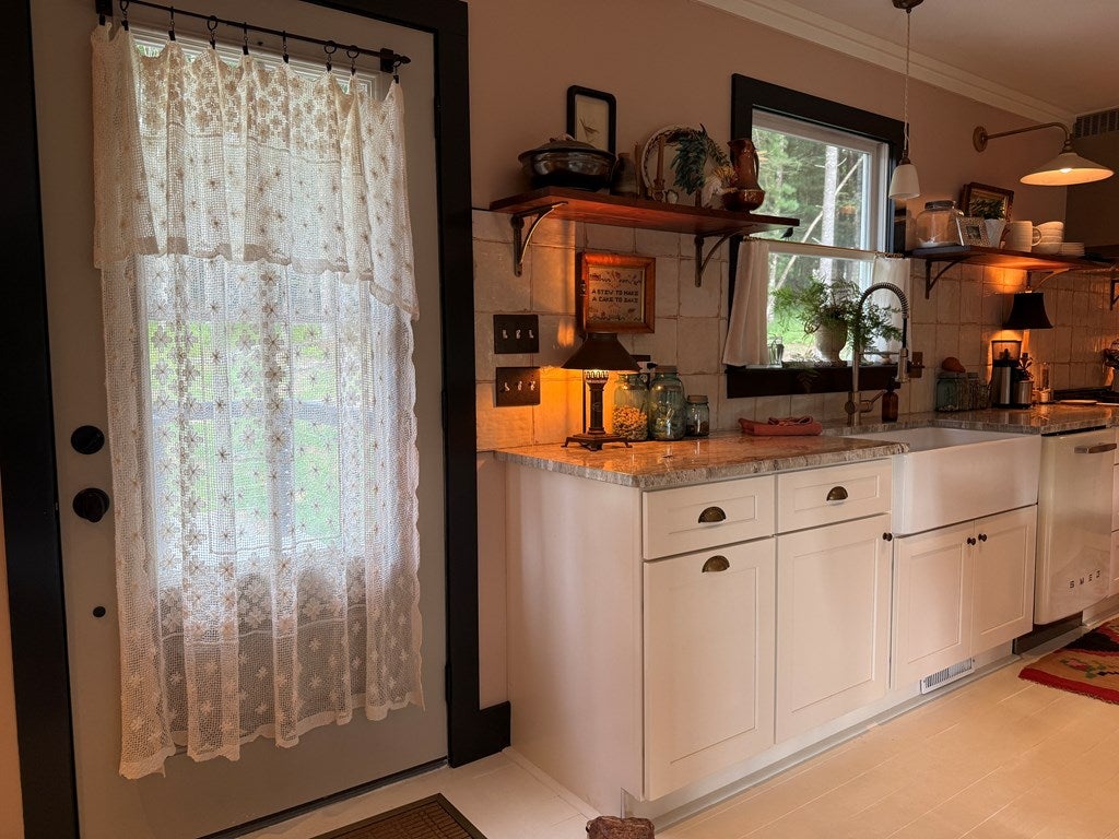 163 Snow Ridge Lane Fancy Gap, VA 24328 - Photo 23 of 89 Gallery Image 23
