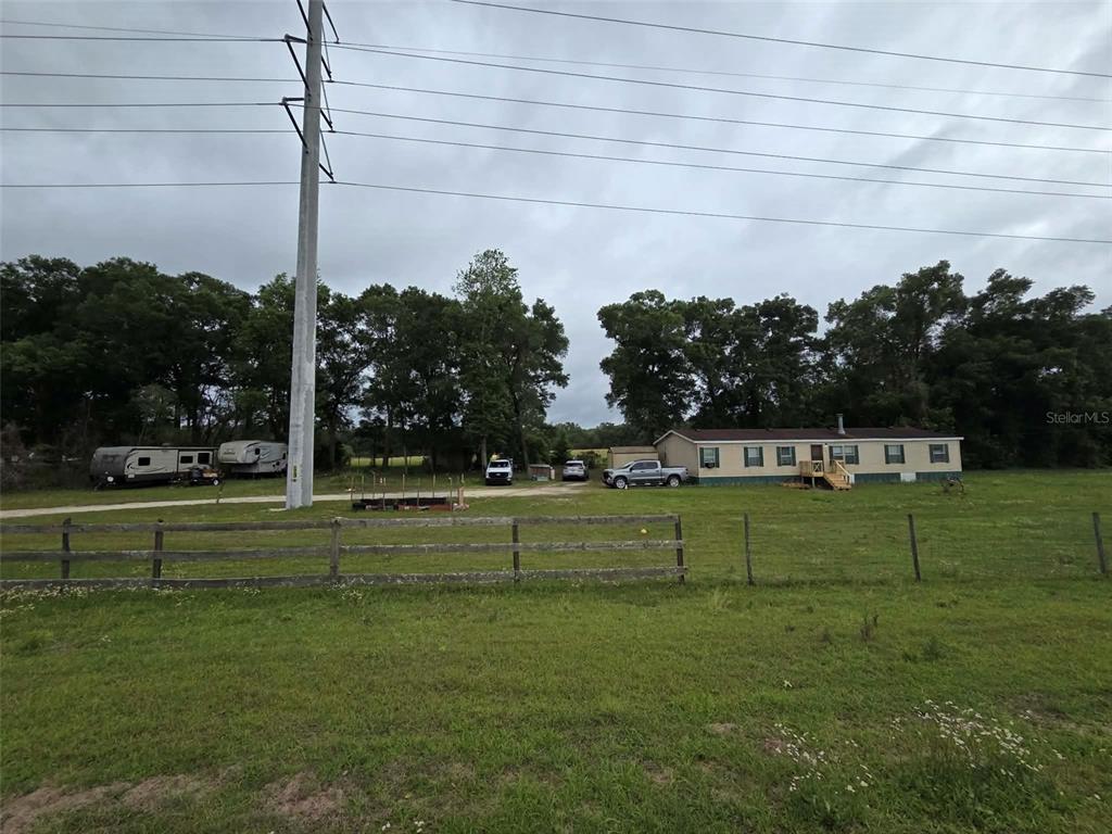 25250 Richbarn Road Brooksville, FL 34601 - Photo 3 of 32