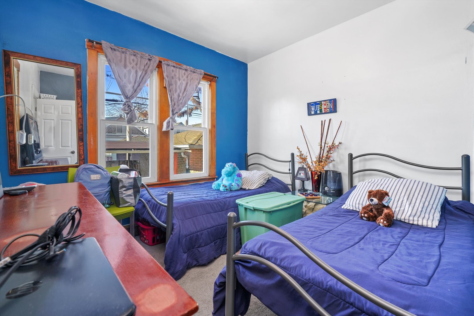 Undisclosed Address Chicago, IL 60641 - Photo 10 of 32 a living room with furniture and a window