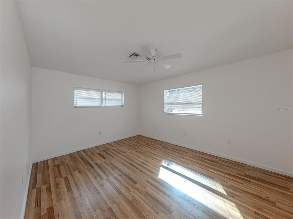 1215 Mango Avenue Venice, FL 34285 - Photo 13 of 64