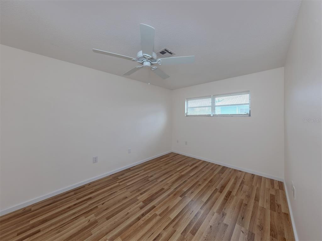 1215 Mango Avenue Venice, FL 34285 - Photo 16 of 64