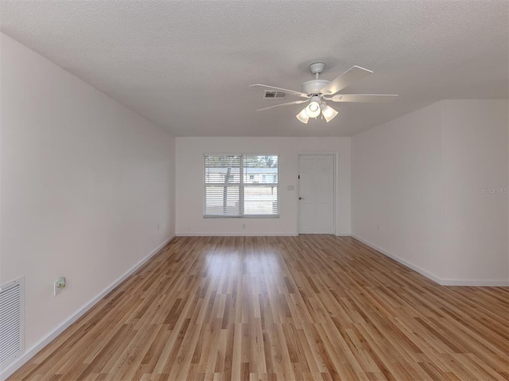 1215 Mango Avenue Venice, FL 34285 - Photo 9 of 64