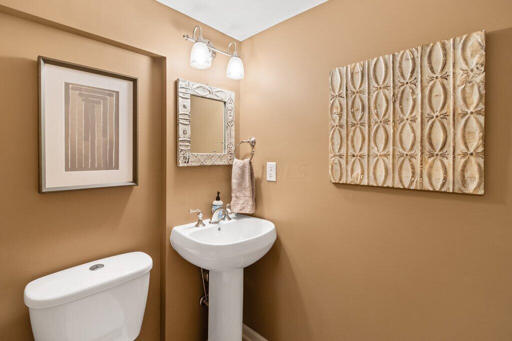 1946 Jervis Road Columbus, OH 43221 - Photo 23 of 35 1946 Jervis Road-25.jpg-SMALL