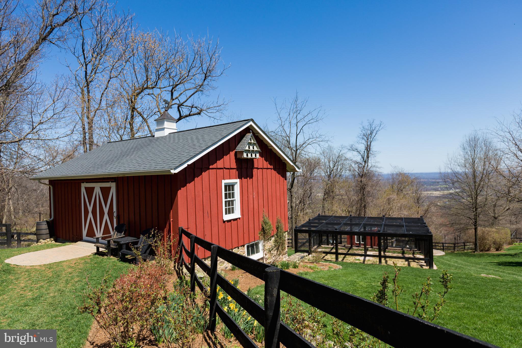 18490 Blue Ridge Mountain Road Bluemont, VA 20135 - Photo 20 of 87 Bank Barn