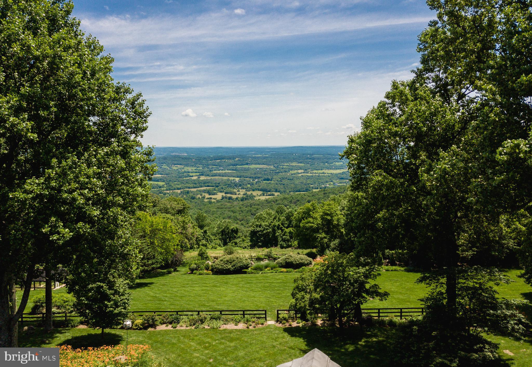 18490 Blue Ridge Mountain Road Bluemont, VA 20135 - Photo 7 of 87 Gallery Image 7