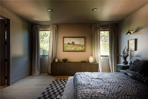 $2,985,000 | 15719 Hartsook Street, Encino, CA 91436