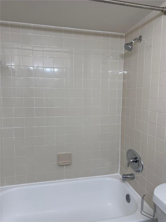 1049 South Hiawassee Road, Unit 3428 Orlando, FL 32835 - Photo 21 of 21 a bathroom with a shower and a bathtub