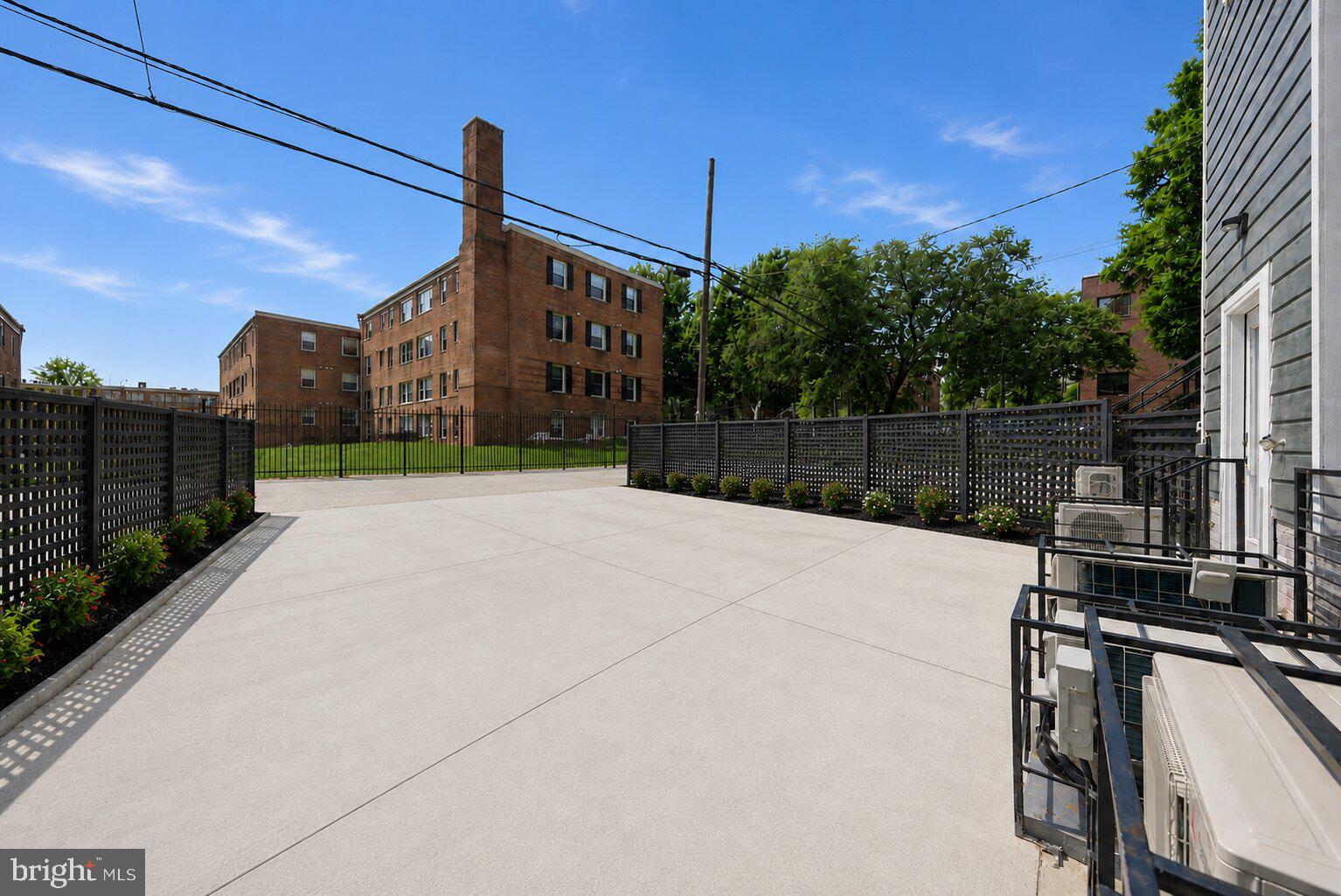2105 M Street Northeast, Unit PH2 Washington, DC 20002 - Photo 25 of 30 Gallery Image 25