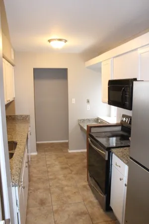 $1,900 | 1604 Summer Creek Court, Unit A, Austin, TX 78704