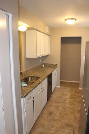 $1,900 | 1604 Summer Creek Court, Unit A, Austin, TX 78704