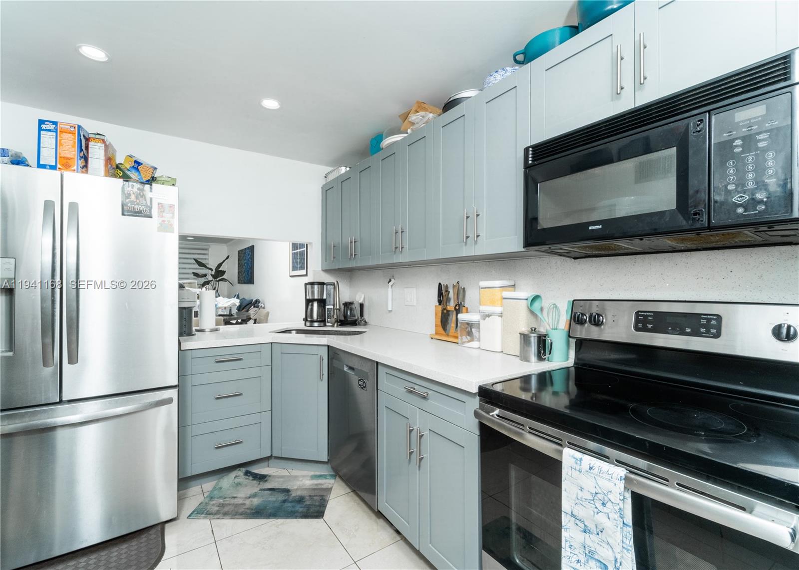 7500 Northwest 17th Street, Unit 207 Plantation, FL 33313 - Photo 3 of 20