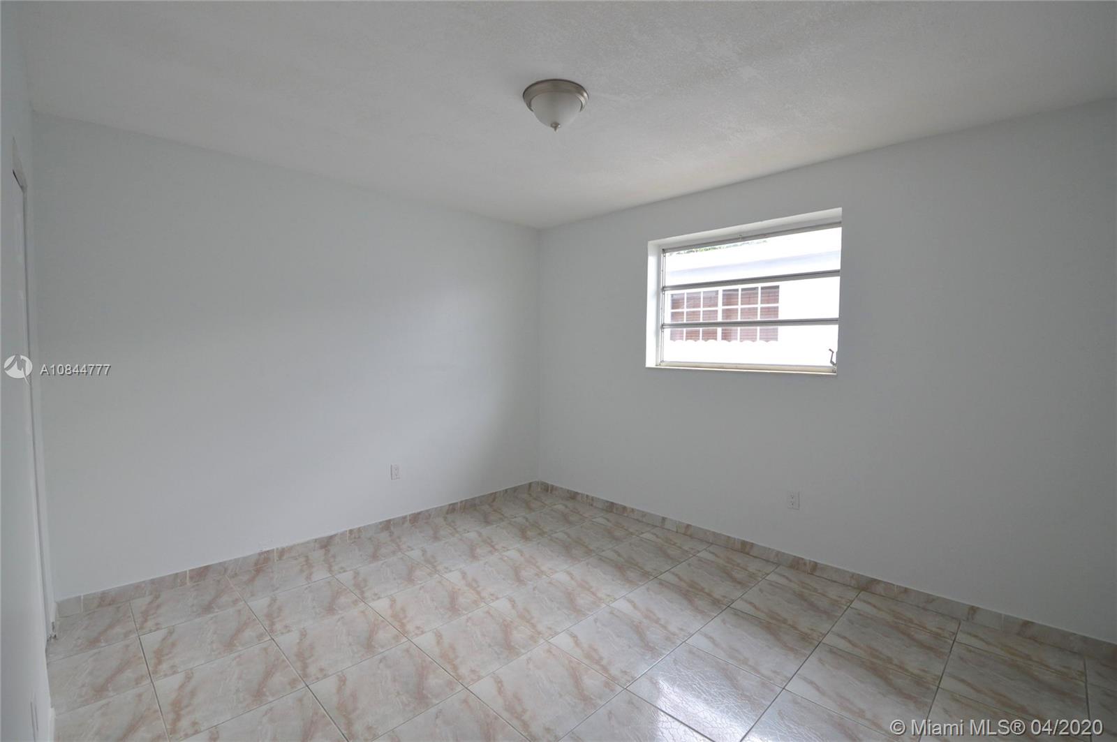 627 East 45th Street Hialeah, FL 33013 - Photo 11 of 24