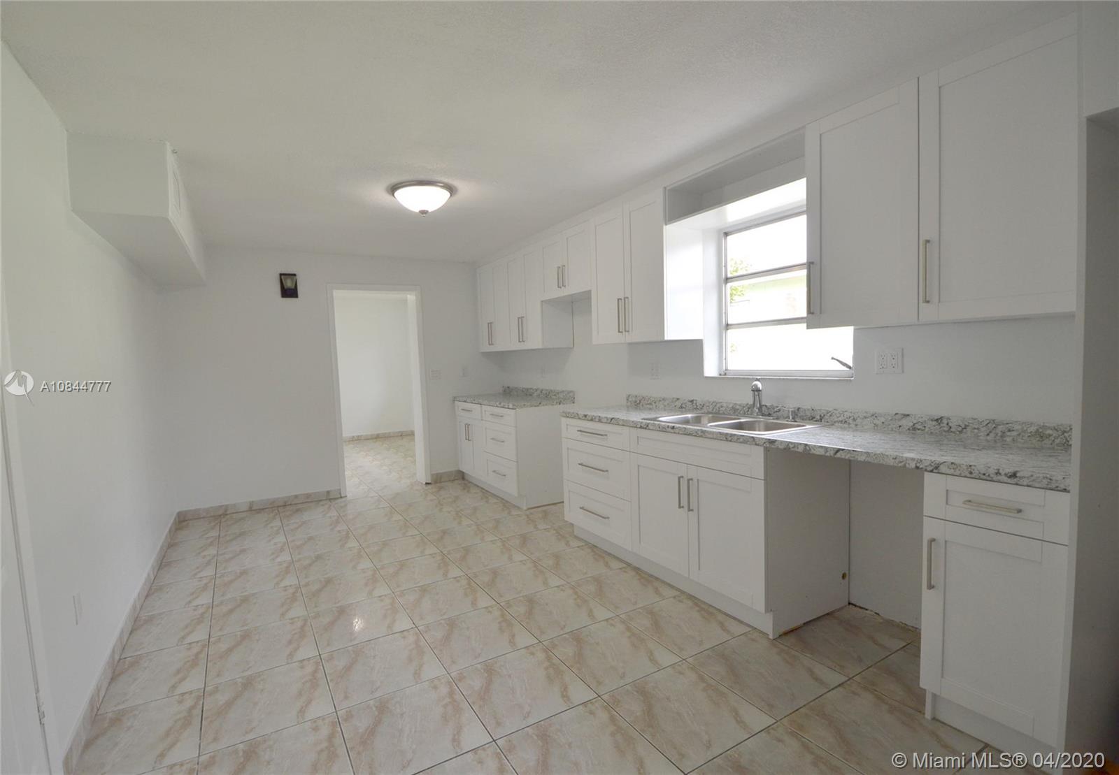 627 East 45th Street Hialeah, FL 33013 - Photo 14 of 24