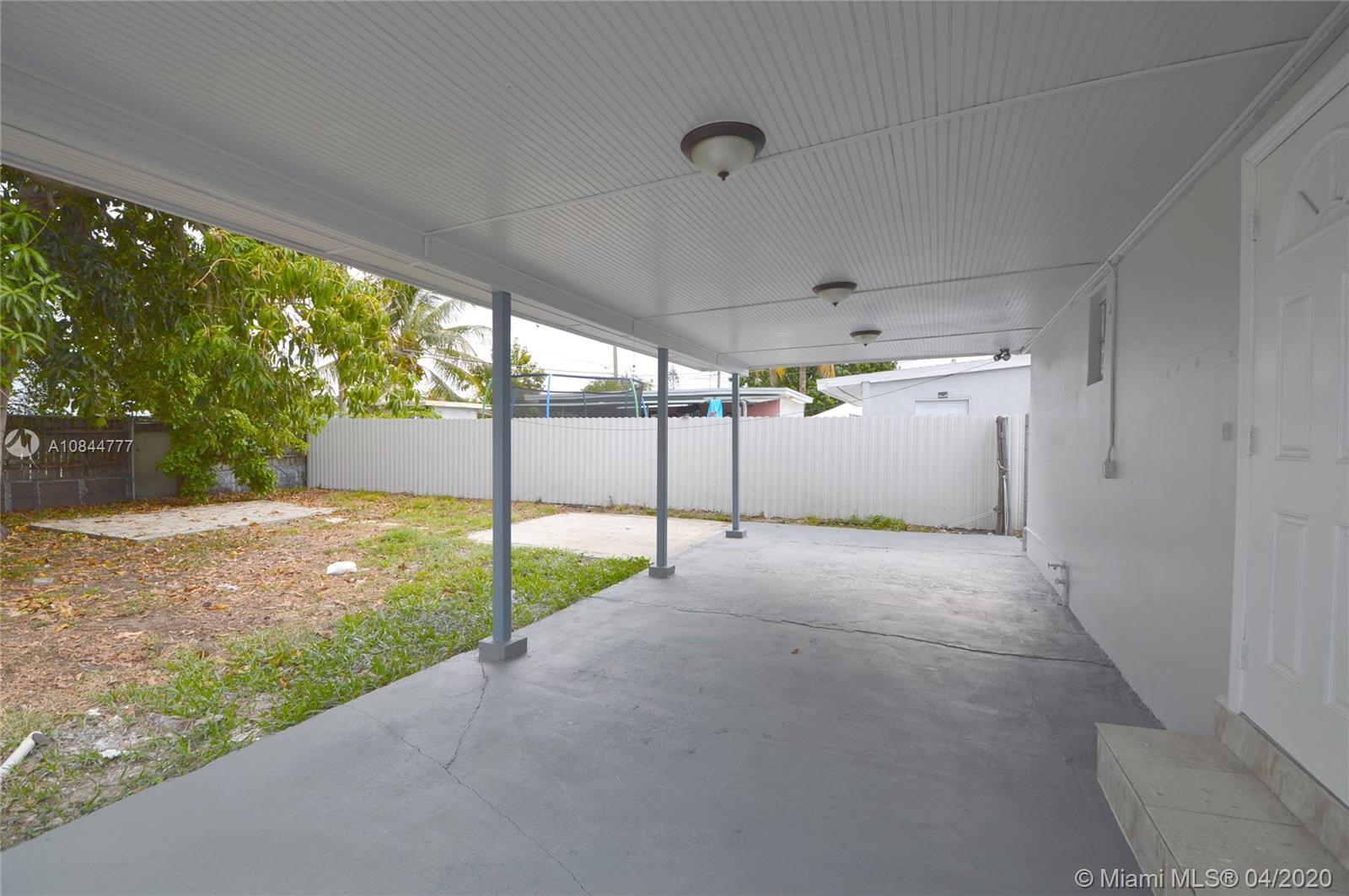 627 East 45th Street Hialeah, FL 33013 - Photo 19 of 24