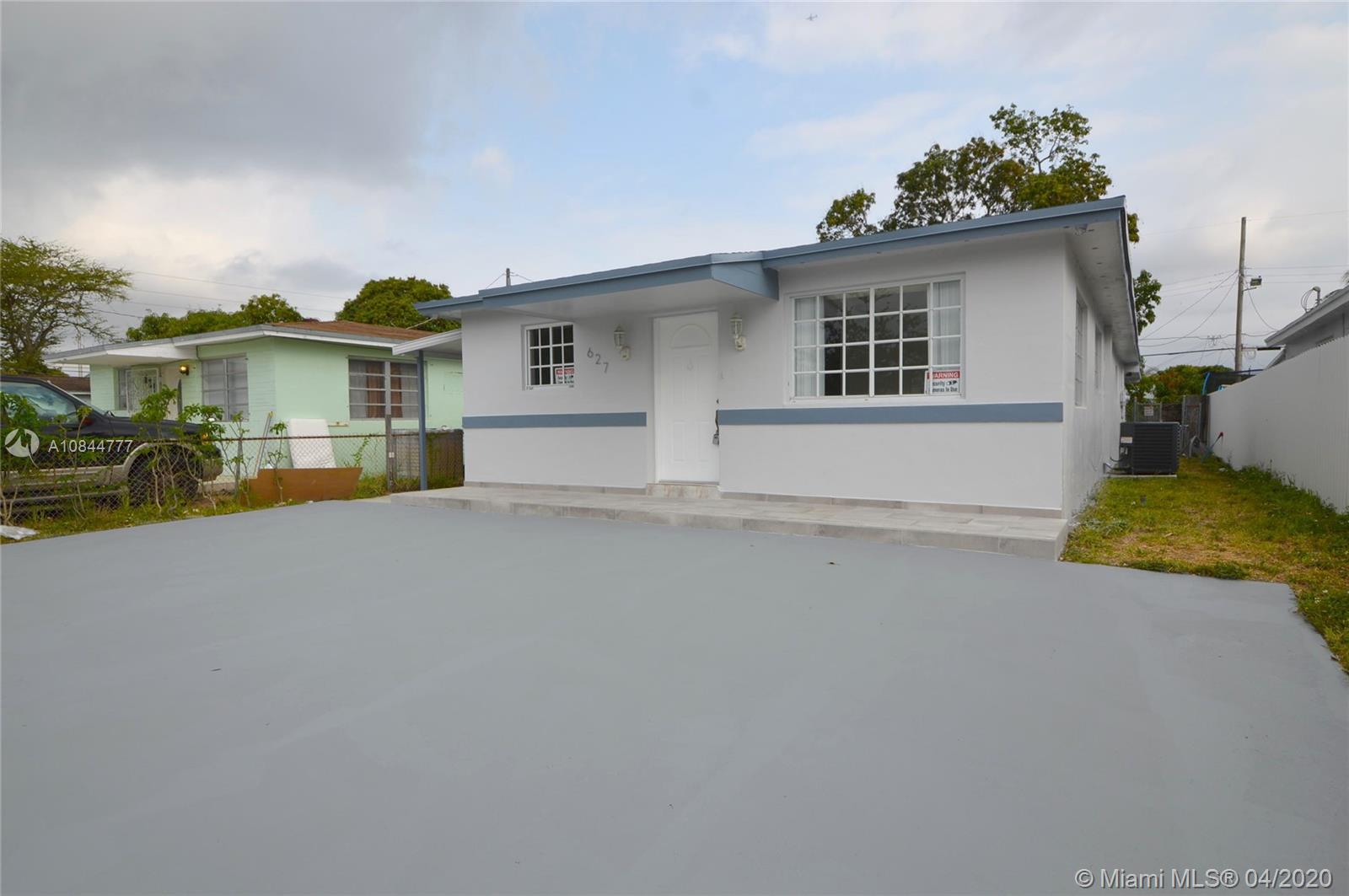 627 East 45th Street Hialeah, FL 33013 - Photo 3 of 24