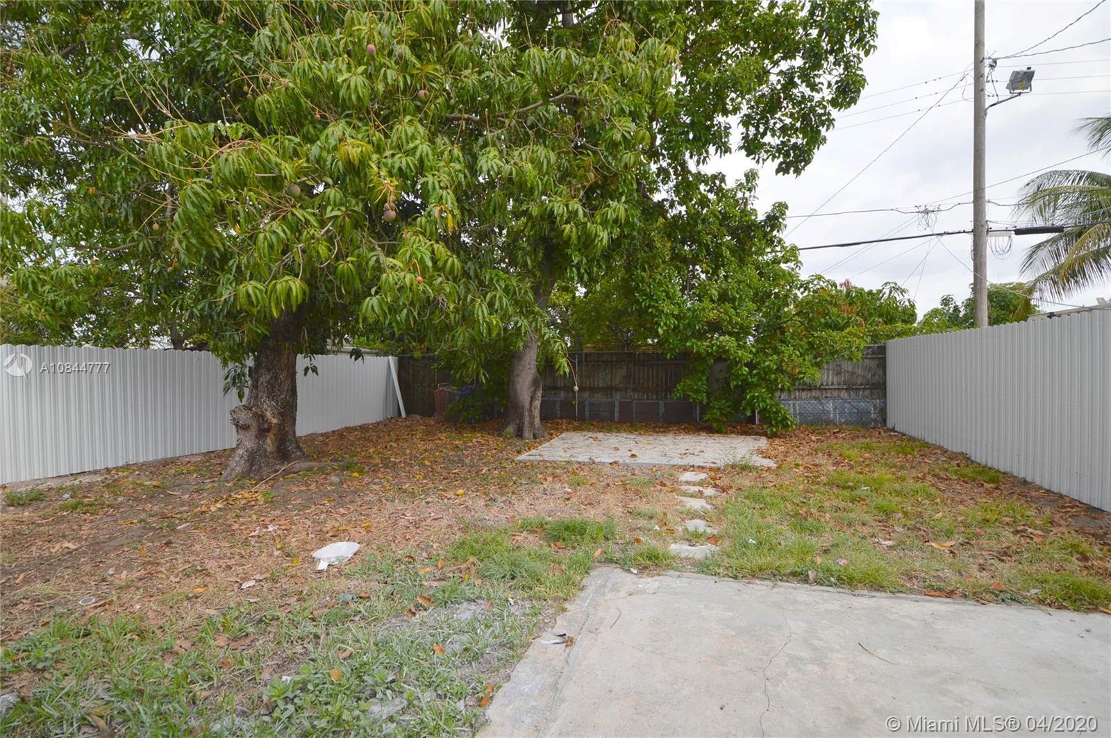 627 East 45th Street Hialeah, FL 33013 - Photo 22 of 24