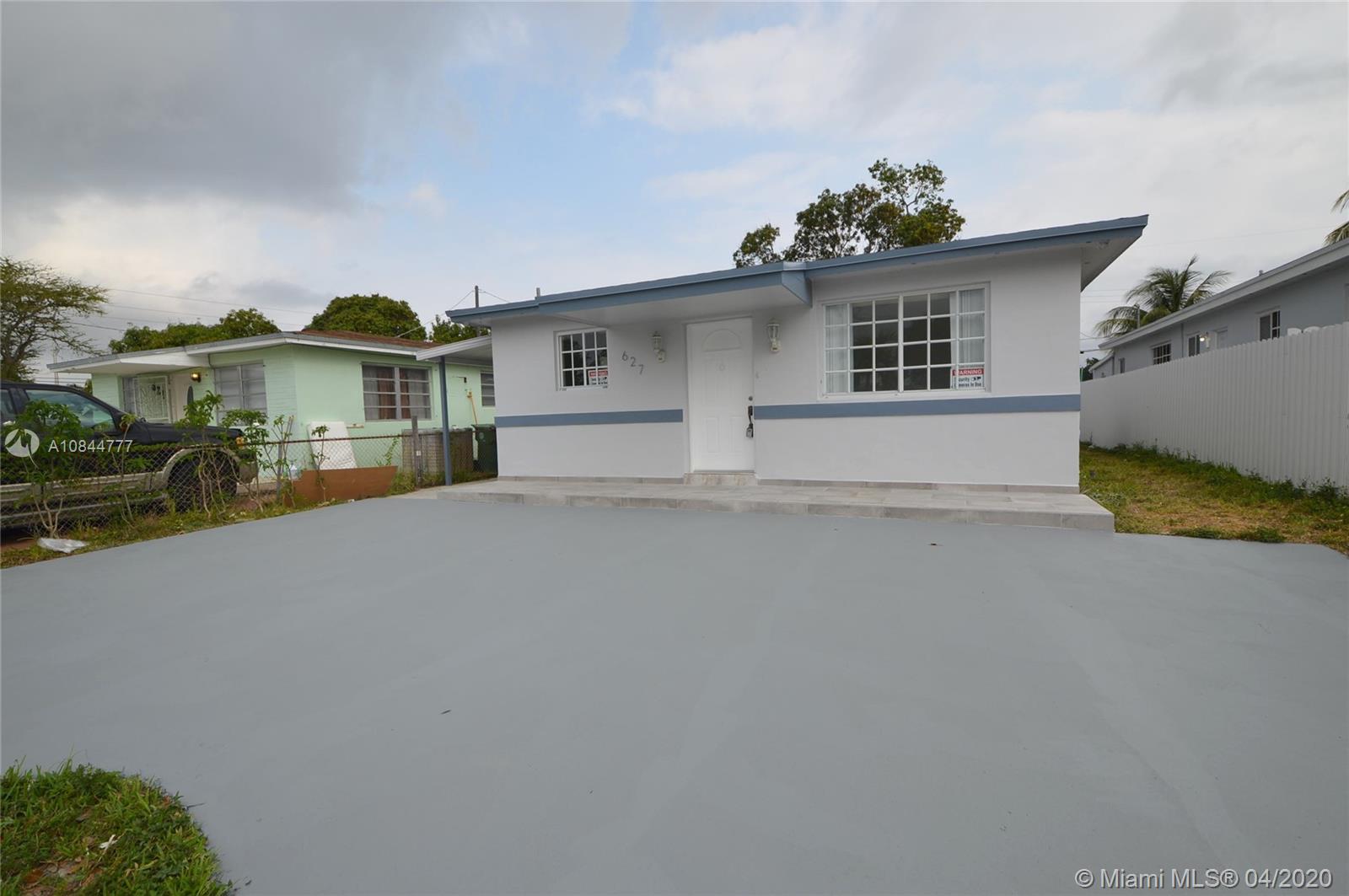 627 East 45th Street Hialeah, FL 33013 - Photo 4 of 24
